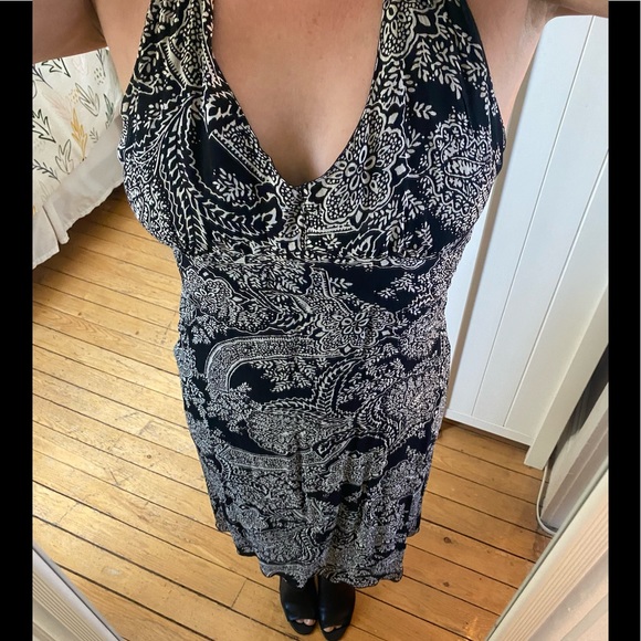 Le Château | Vintage light dress tied at the neck. Size Medium. - Picture 5 of 7